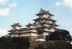 Замок в Химеджи (Япония, 14 в.)